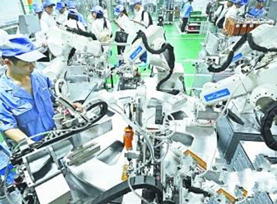  家电巨头角力智能制造